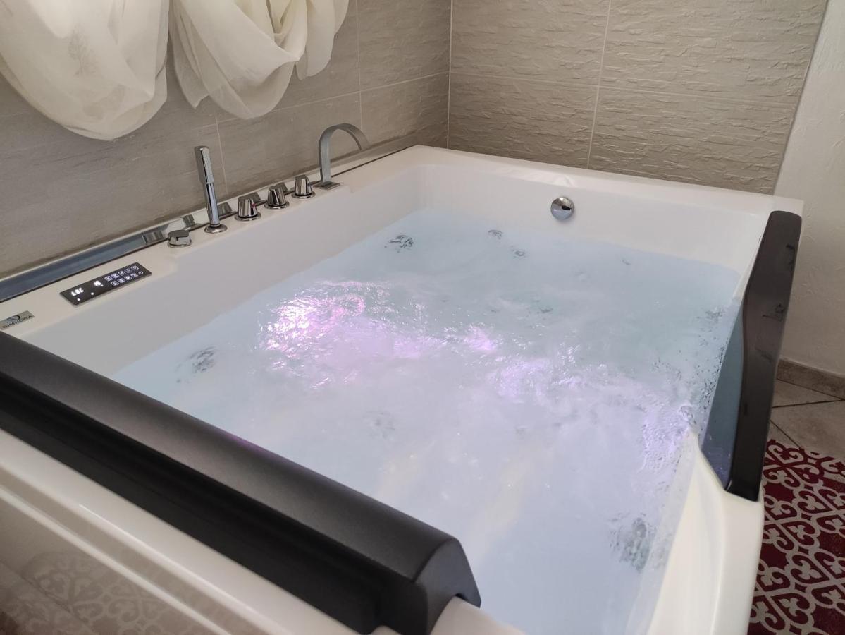 26 Suite Home Ostuni Εξωτερικό φωτογραφία