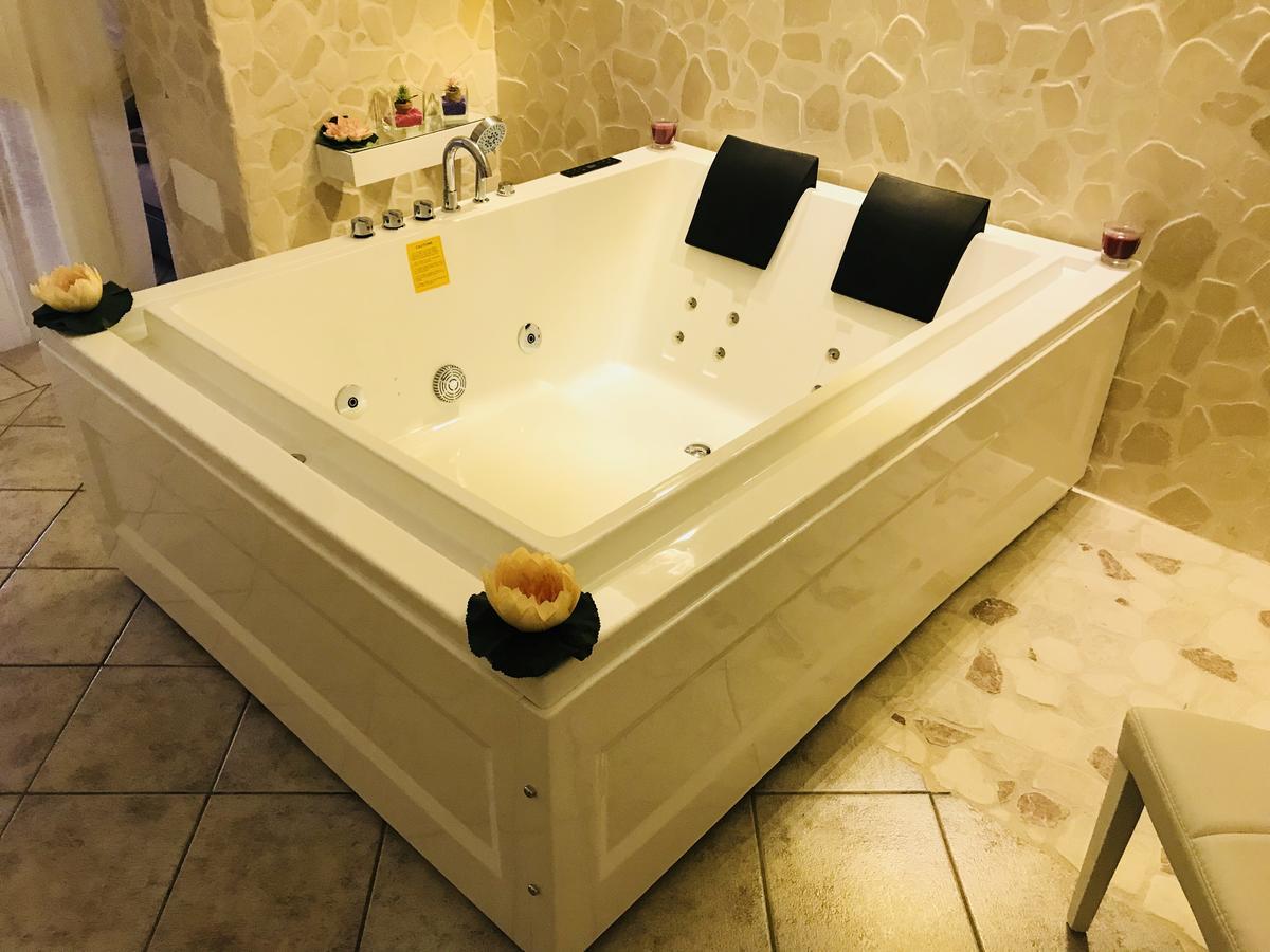 26 Suite Home Ostuni Εξωτερικό φωτογραφία